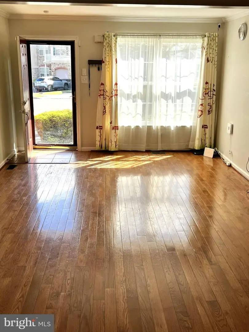 10 Dukes Way, Feasterville Trevose, PA 19053 - #2