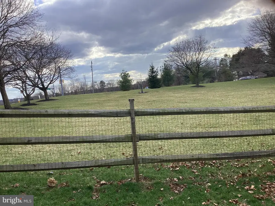 127 Parkview Way, Newtown, PA 18940 - #3