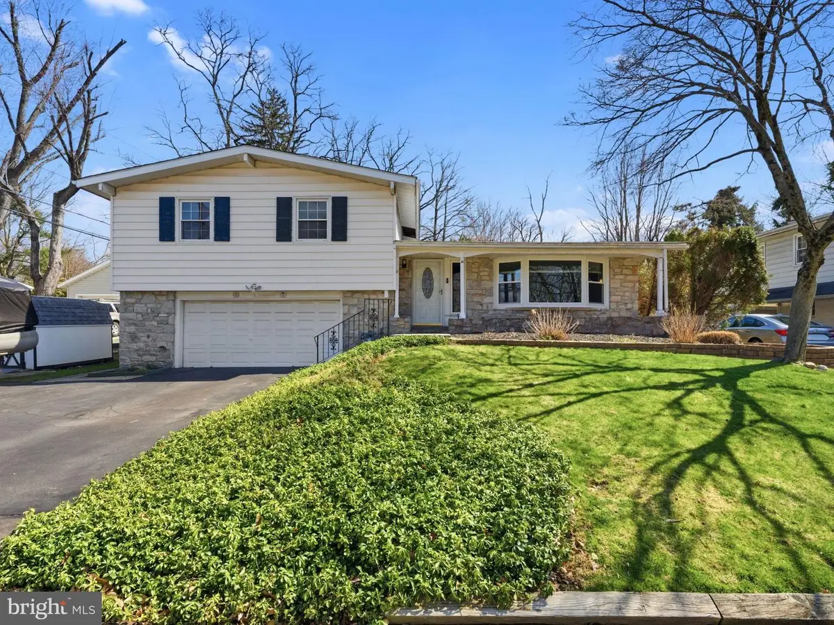 843 Sterner Mill Rd, Feasterville Trevose, PA 19053 - #1