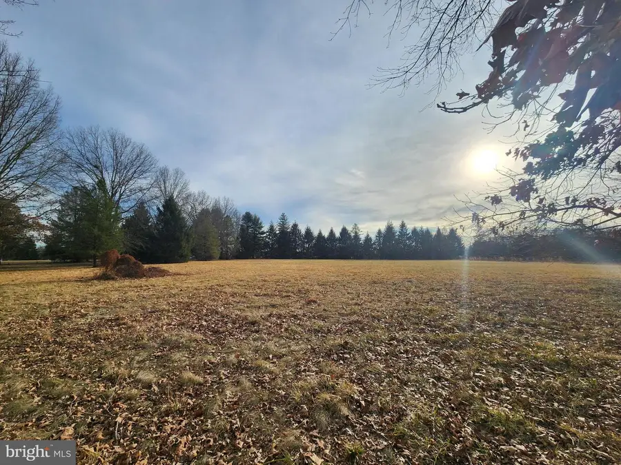 00 Pine Ln, Newtown, PA 18940 - #2