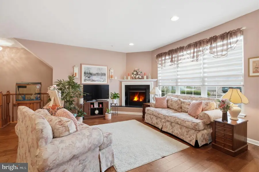 39 Bowman Dr, Feasterville Trevose, PA 19053 - #2