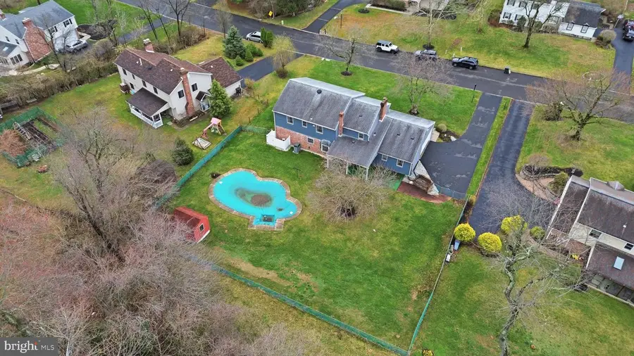 71 Briarwood Dr, Holland, PA 18966 - #2