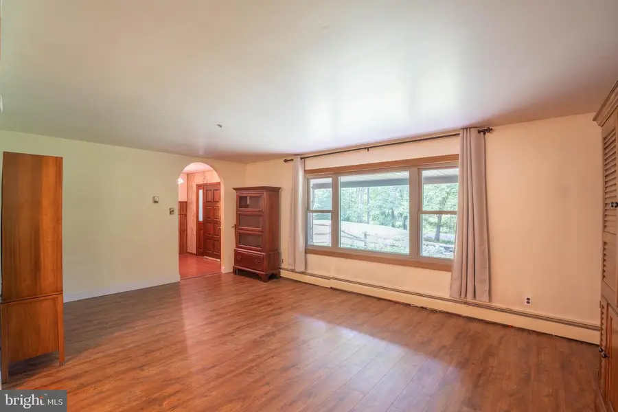 1535 Fieldwood Rd, Southampton, PA 18966 - #3