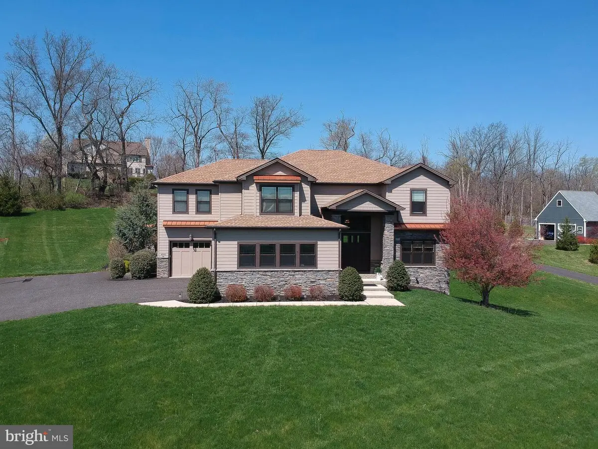 4061 Sawmill Rd, Doylestown, PA 18902 - #1