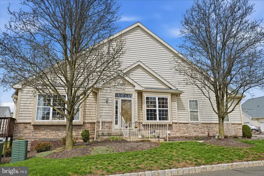 201 Canterbury Ct #31, Warrington, PA 18976 - #2