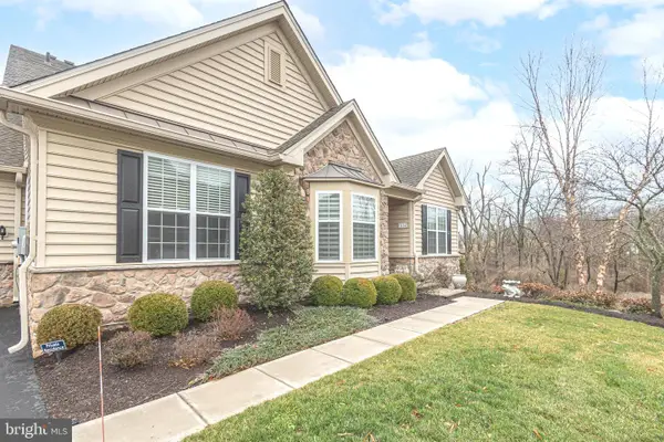 1114 Webb Dr, PERKASIE, PA 18944