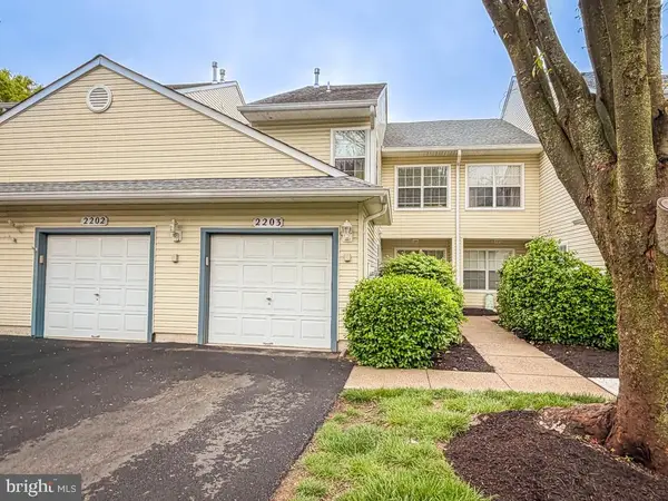2203 Waterford Rd #86, YARDLEY, PA 19067