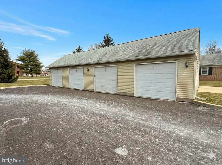 49 Fair Isle Cir, Chalfont, PA 18914 - #2