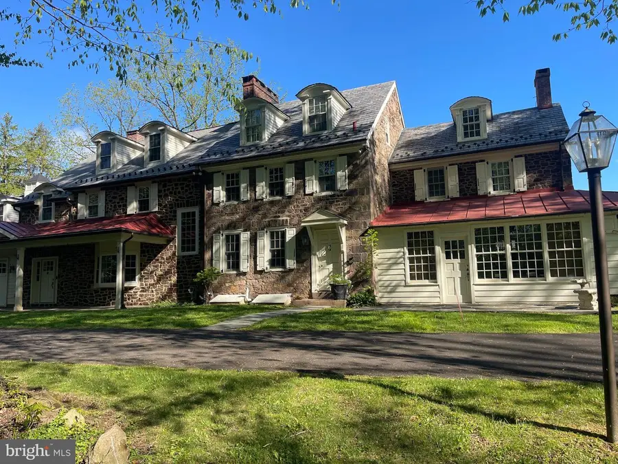 1682 Clydesdale Cir, Yardley, PA 19067 - #2