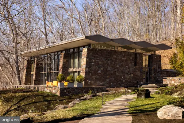 372 Brownsburg Rd, NEWTOWN, PA 18940