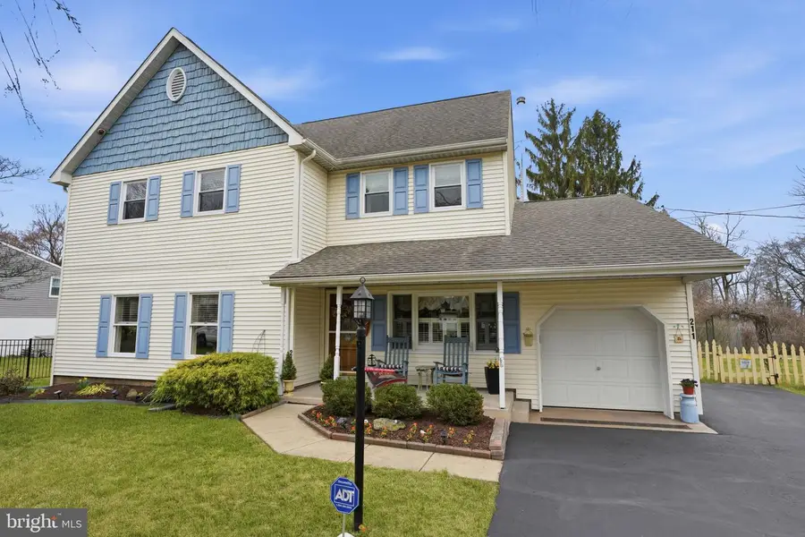 211 Longview Ave, Langhorne, PA 19047 - #3