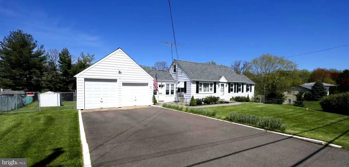 4668 Grandview Ave, Bensalem, PA 19020 - #1