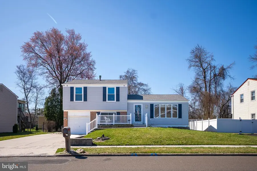 3221 Claridge Rd, Bensalem, PA 19020 - #2