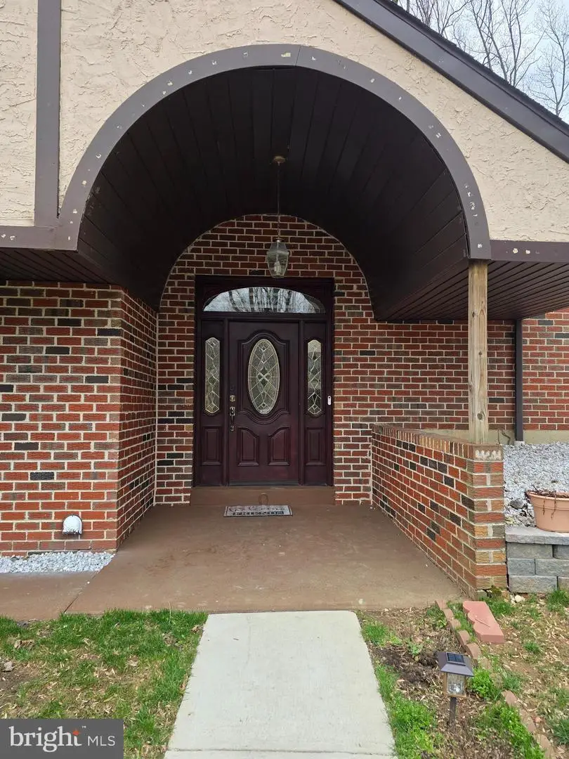 743 Bridgeview Rd, Feasterville Trevose, PA 19053 - #2