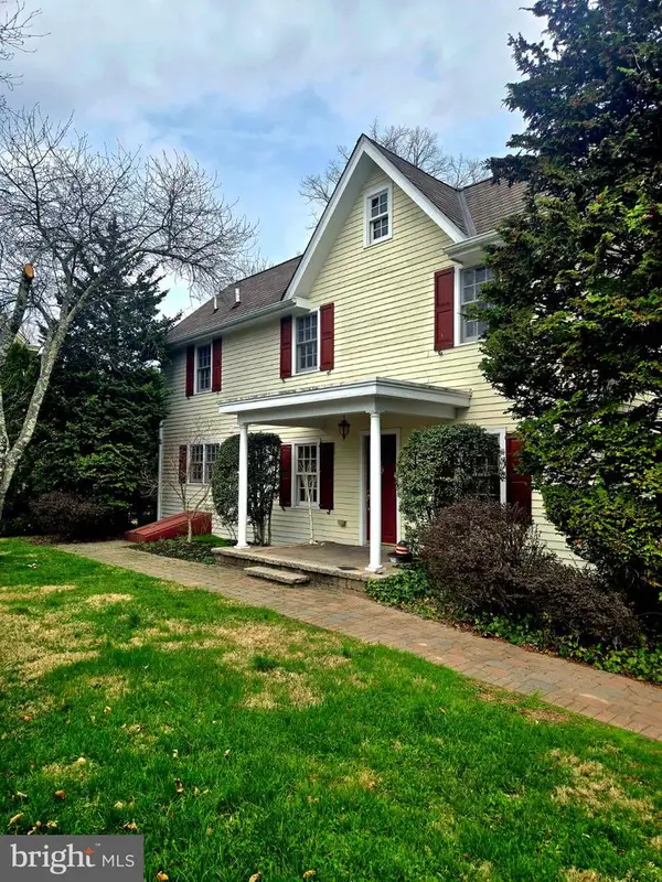 6 Letchworth Ave, YARDLEY, PA 19067