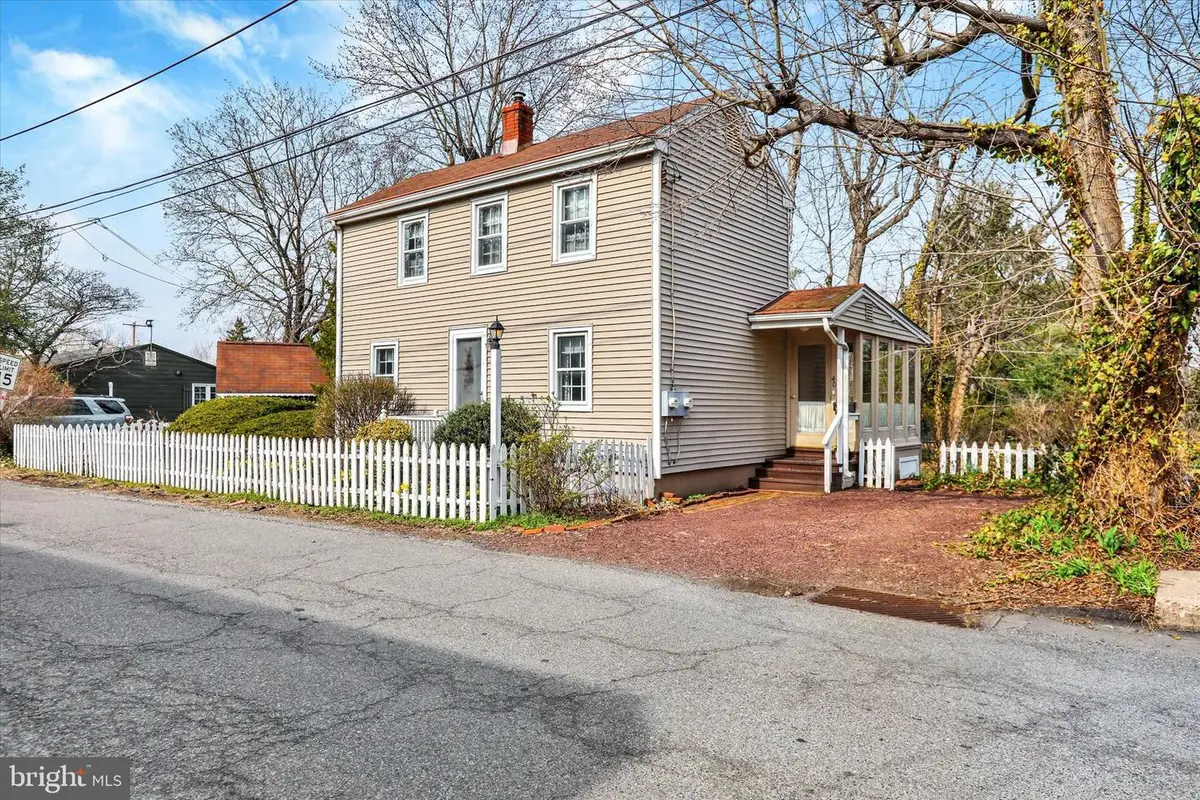 40 S Canal St, Yardley, PA 19067 - #1