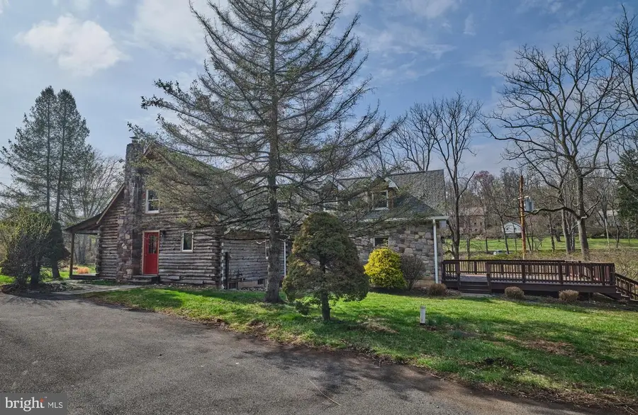 4325 Lehnenberg Rd, Riegelsville, PA 18077 - #2