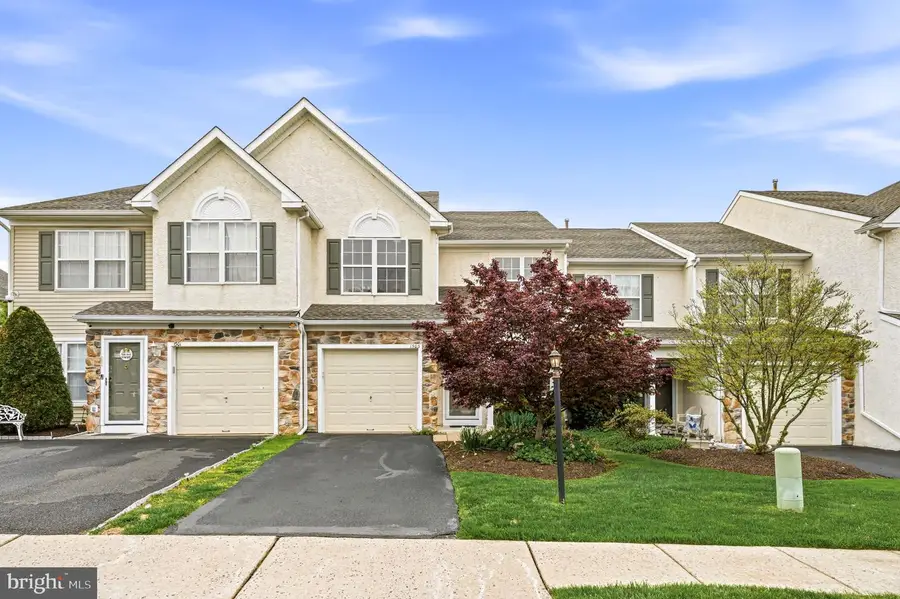 1503 Sweetbriar Dr, Jamison, PA 18929 - #2