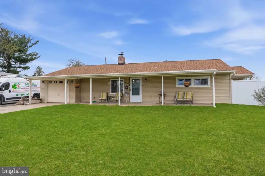 396 Pinewood Dr, Levittown, PA 19054 - #3