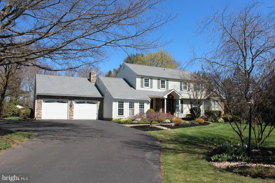 6 Tiffany Dr, Perkasie, PA 18944 - #2