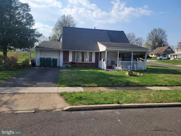 19 Camellia Rd, LEVITTOWN, PA 19057
