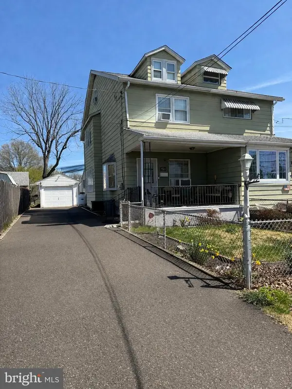 921 Simons Ave, BENSALEM, PA 19020