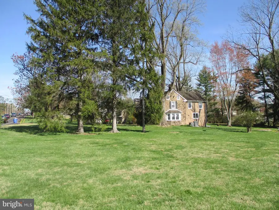 131 Richboro Rd, Newtown, PA 18940 - #3