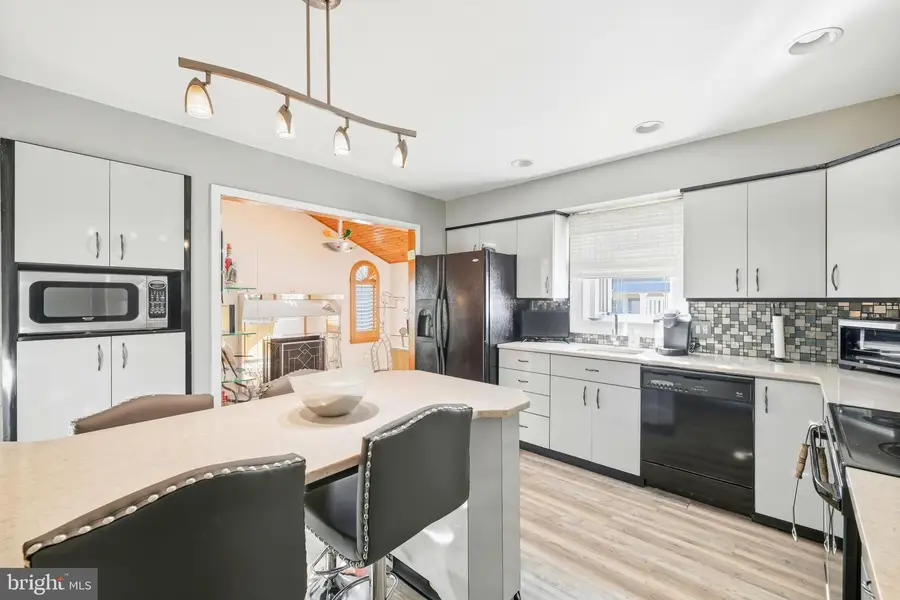 1265 Barclay Cres, Yardley, PA 19067 - #3