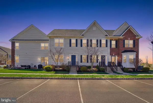 3951 Cephas Child Rd #11, DOYLESTOWN, PA 18902