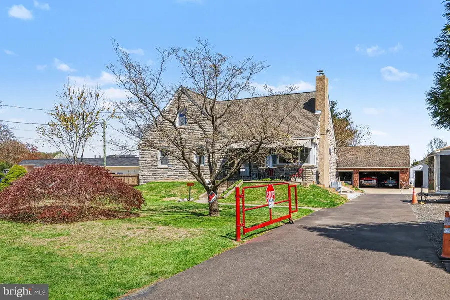 2349 Galloway Rd, Bensalem, PA 19020 - #3