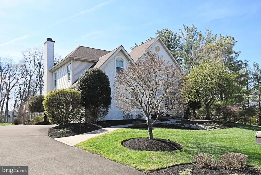 27 Arabian Way, Holland, PA 18966 - #2