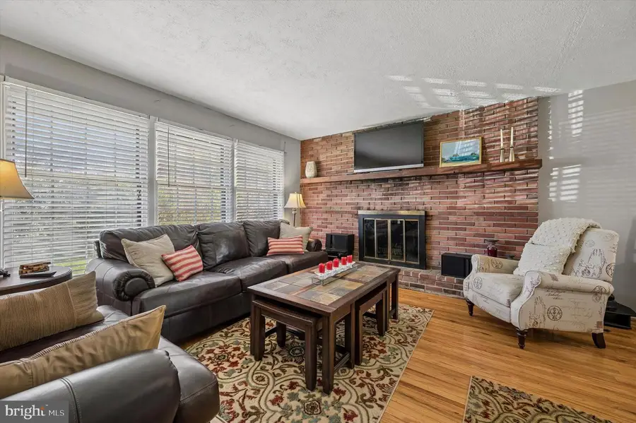 891 Ivyland Rd, Warminster, PA 18974 - #3