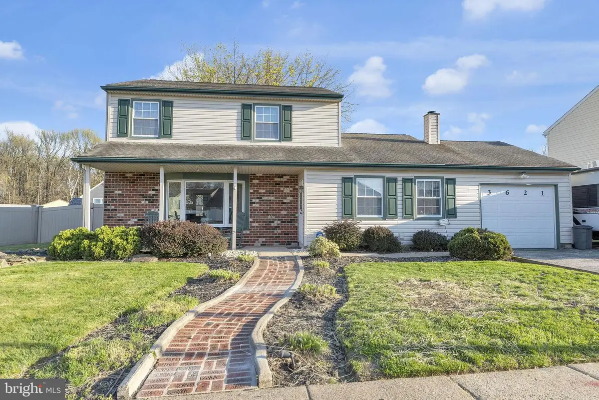 3621 Sunny Lea Rd, Bensalem, PA 19020 - #1
