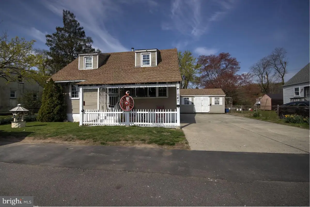 1047 Harrison St, Bristol, PA 19007 - #1