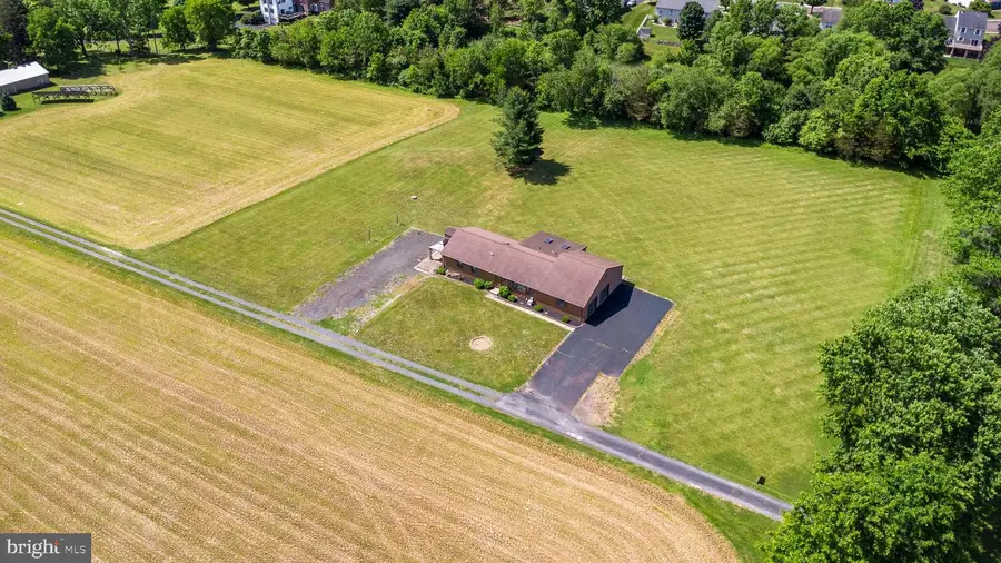 1613 N 5th St, Perkasie, PA 18944 - #2