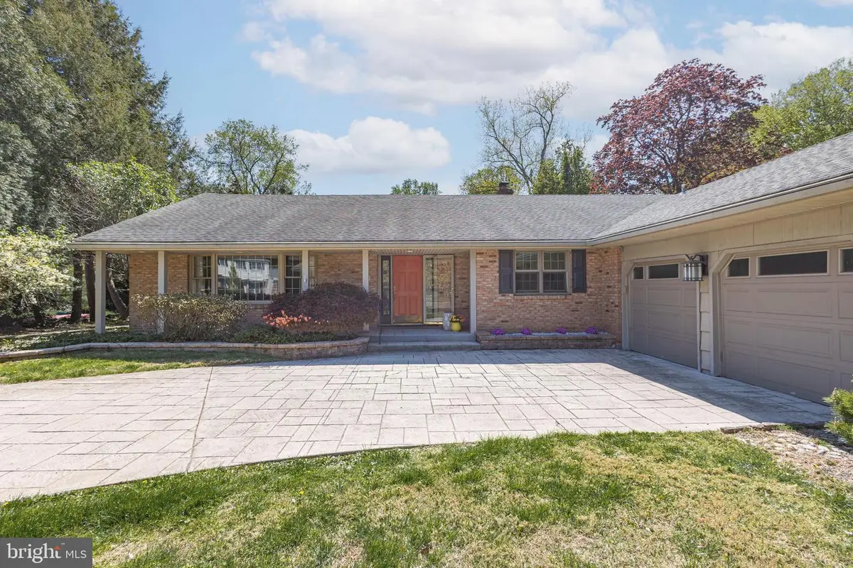 661 Nancy Rd, Yardley, PA 19067 - #1