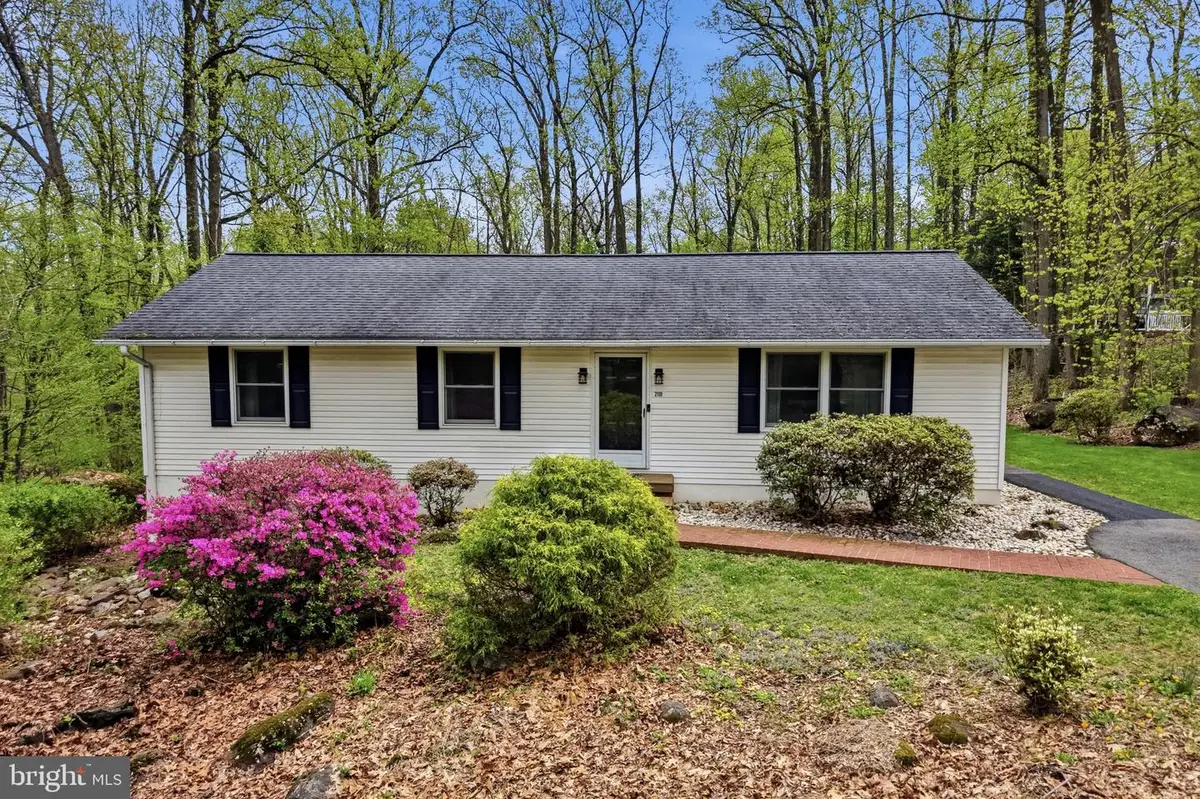 2110 Berry Ln, East Greenville, PA 18041 - #1