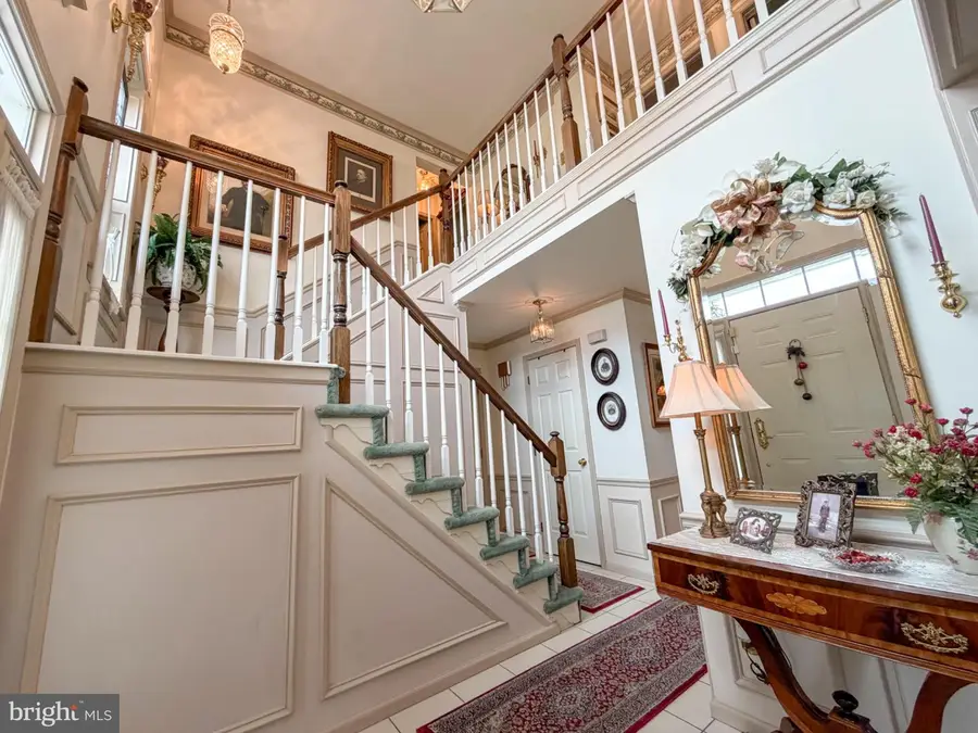 40 Green Meadow Dr, Langhorne, PA 19047 - #2