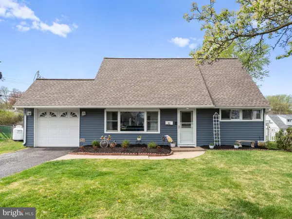 21 Viewpoint, LEVITTOWN, PA 19054