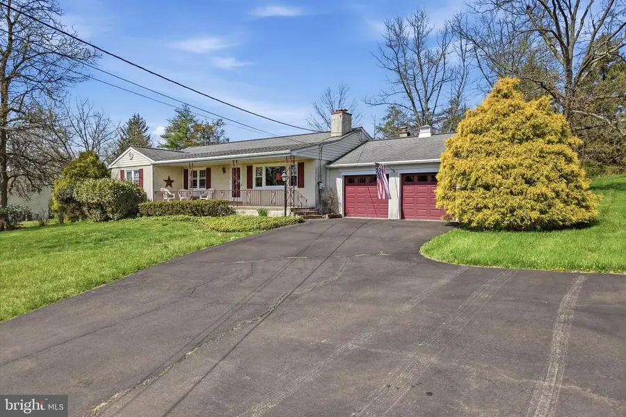 231 Maron Rd, Hatfield, PA 19440 - #2