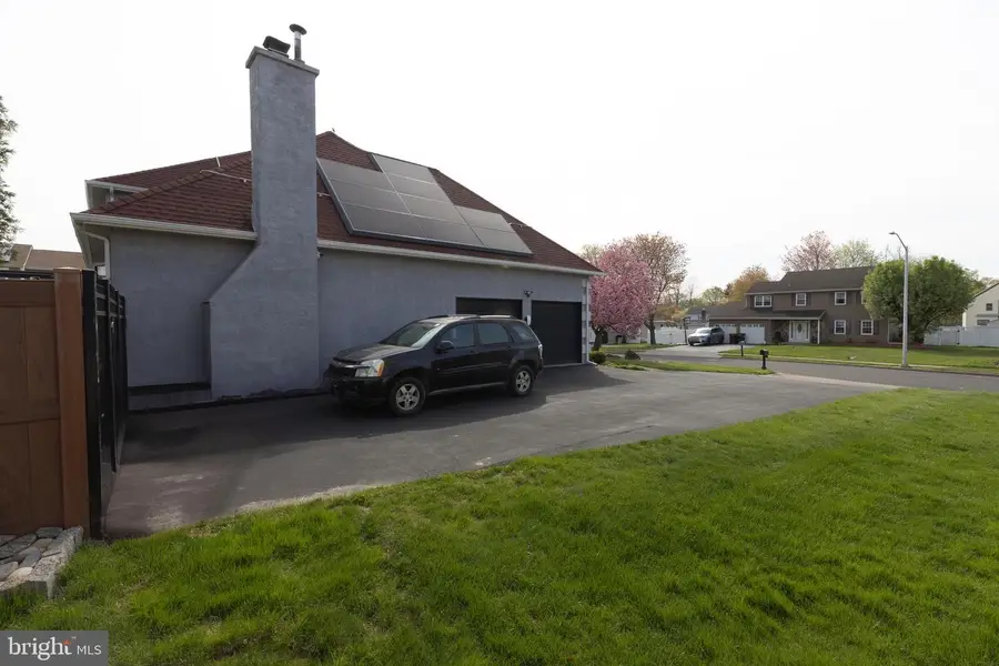 825 Cliff Rd, Bensalem, PA 19020 - #3