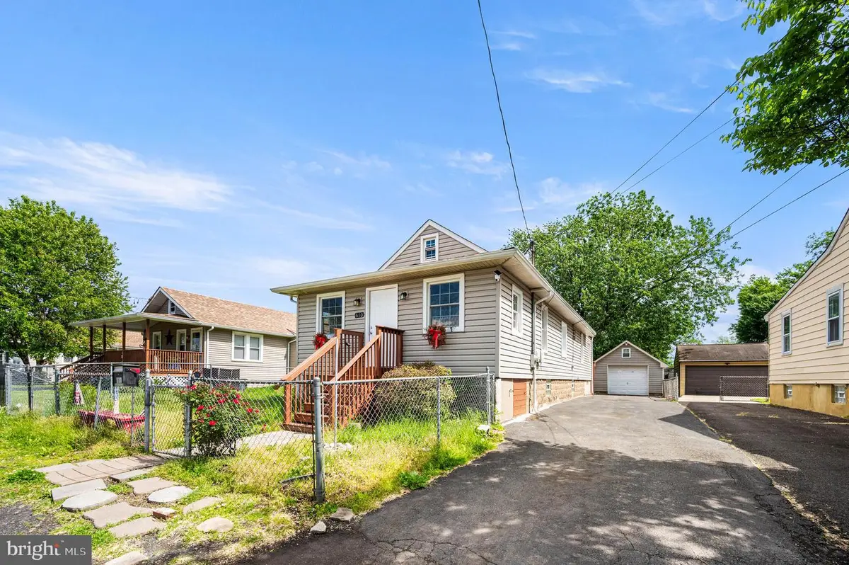 610 Princess Ave, Croydon, PA 19021 - #1