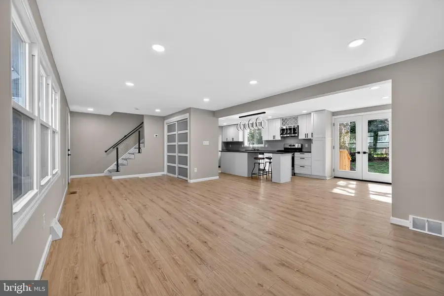 299 Kent Rd, Warminster, PA 18974 - #3