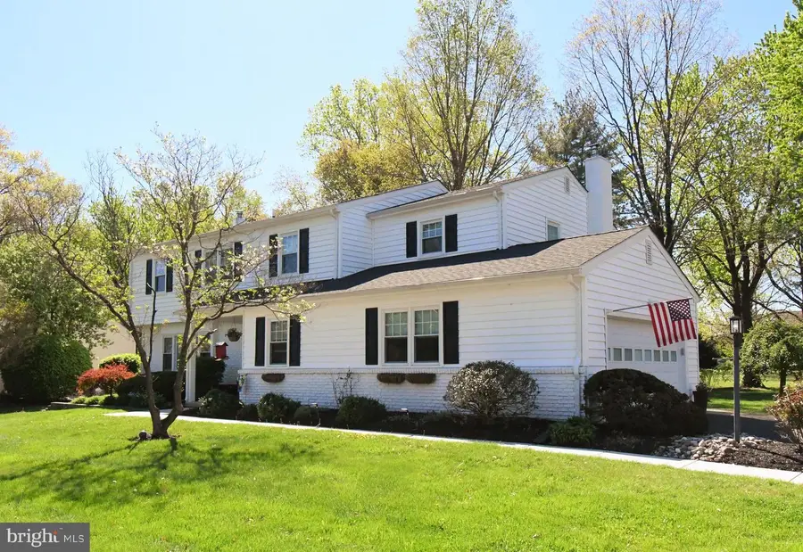 1608 S Crescent Blvd, Yardley, PA 19067 - #2
