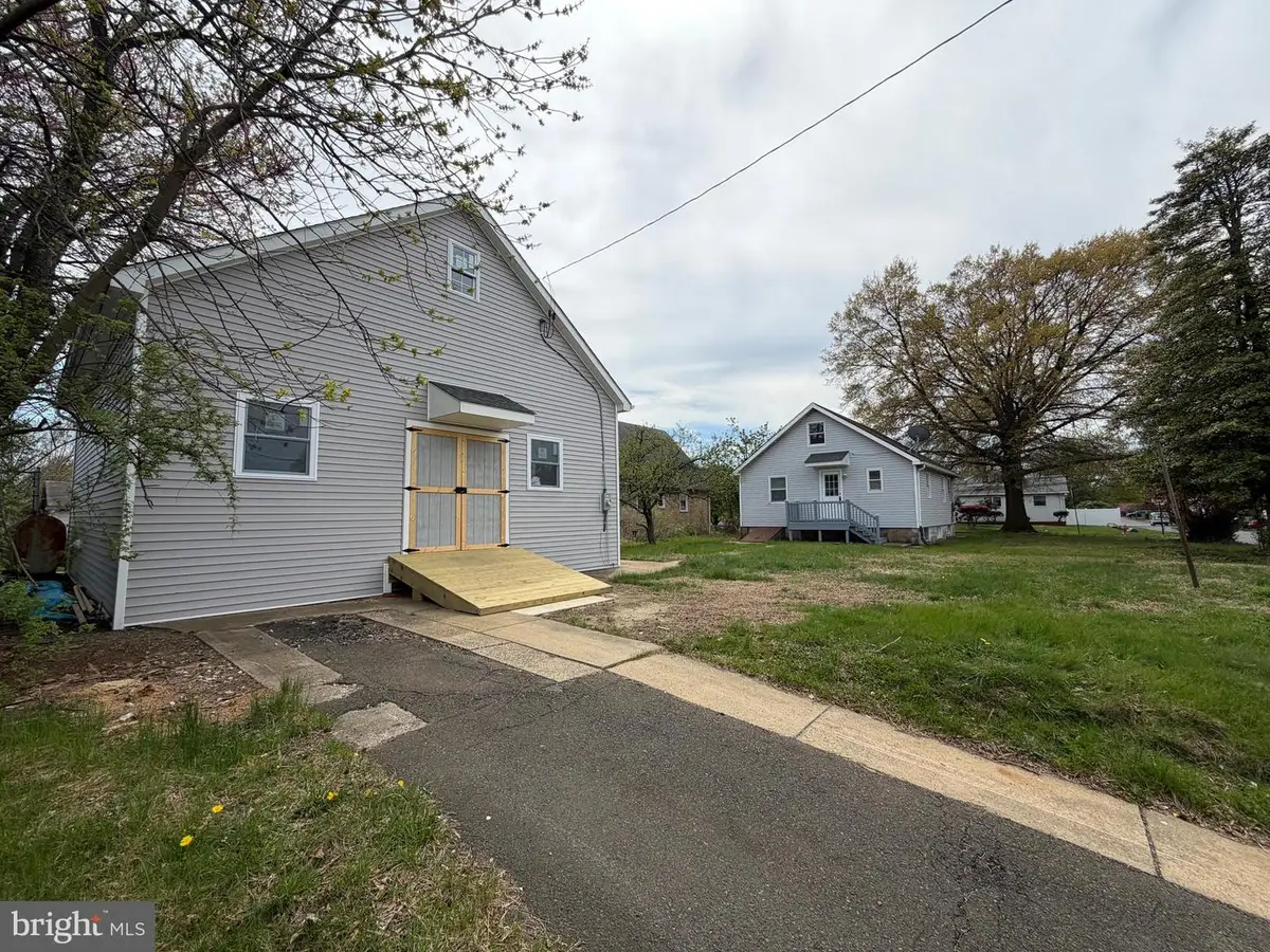 541 Wicker Ave, Bensalem, PA 19020 - #1