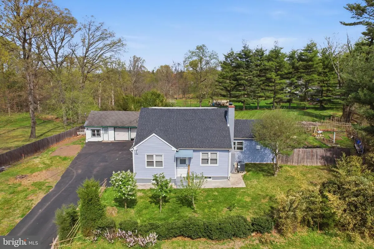 632 Durham Rd, Newtown, PA 18940 - #1