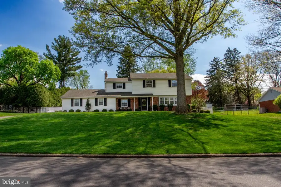 98 E Heron Rd, Southampton, PA 18966 - #3