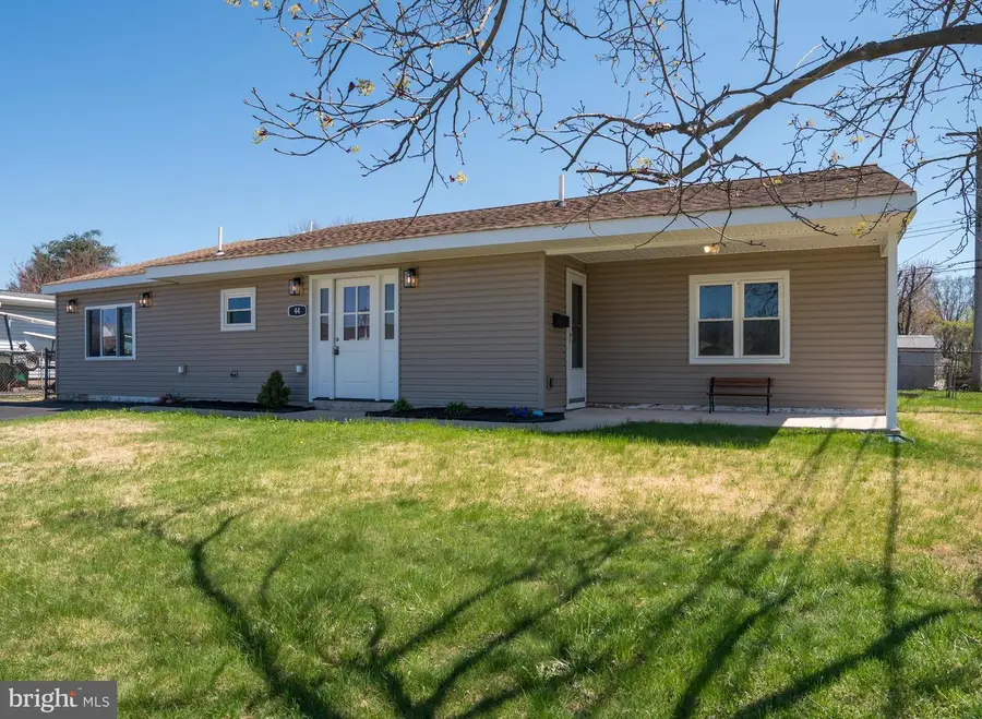 44 Elm Ln, Levittown, PA 19054 - #3