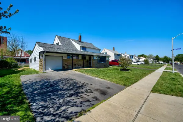 11 Whitewood Dr, LEVITTOWN, PA 19057