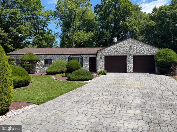 310 Casey Cir, HUNTINGDON VALLEY, PA 19006